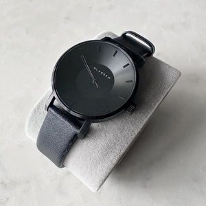 Klasse 14 Volare Black on Black watch